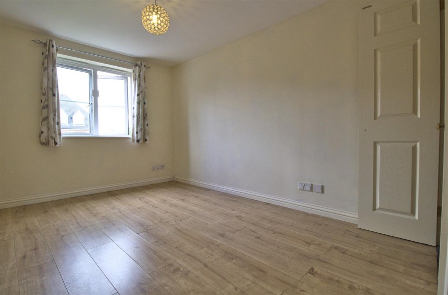 Images for Station Road, Borehamwood EAID:SIMMONSESTAPI BID:1