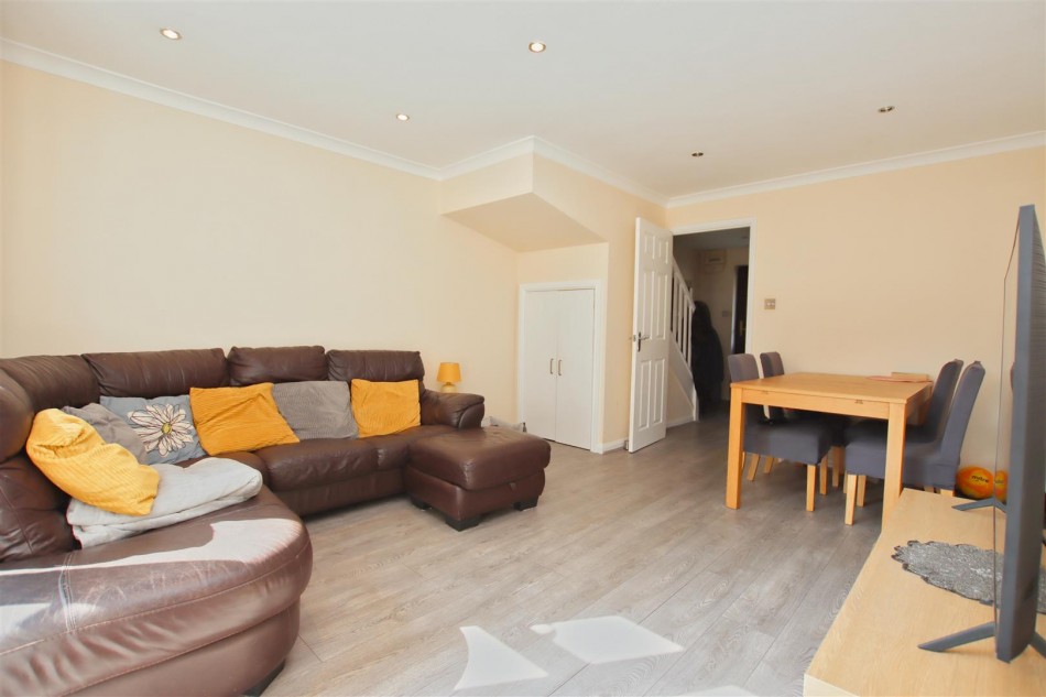 Images for Hancock Court, Borehamwood EAID:SIMMONSESTAPI BID:1