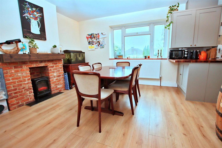 Images for Delius Close, Elstree EAID:SIMMONSESTAPI BID:1