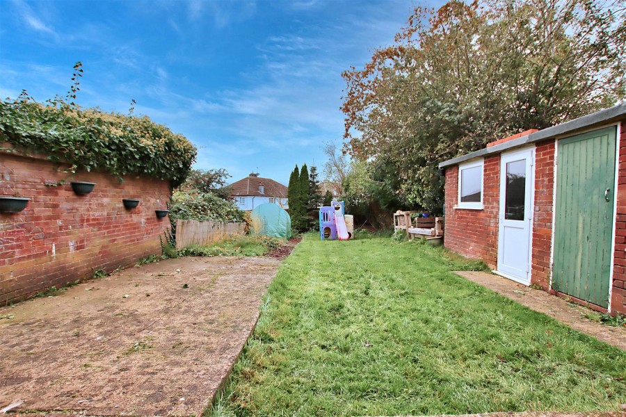 Images for Delius Close, Elstree EAID:SIMMONSESTAPI BID:1