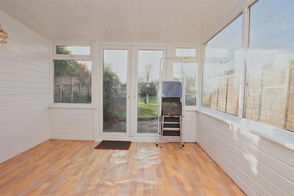 Images for Kenilworth Drive, Borehamwood EAID:SIMMONSESTAPI BID:1