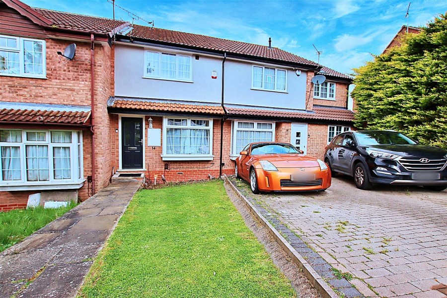 Images for Brampton Terrace, Stapleton Road, Borehamwood EAID:SIMMONSESTAPI BID:1