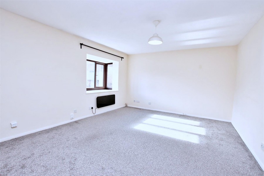 Images for Lion Court, Borehamwood EAID:SIMMONSESTAPI BID:1