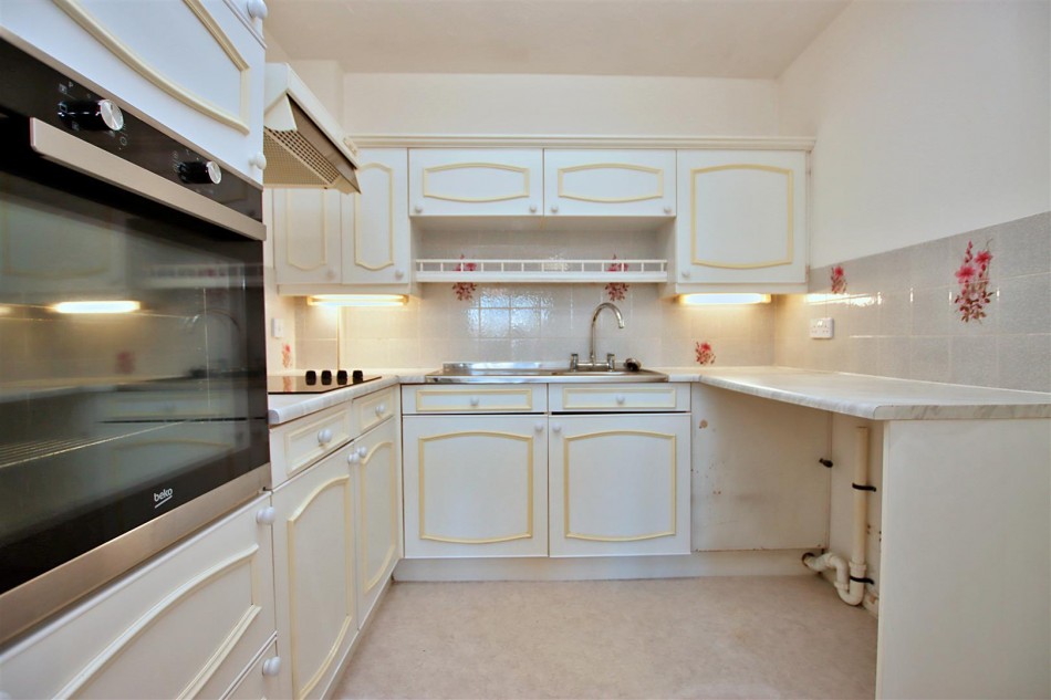 Images for Fairbanks Lodge,Furzehill Road, Borehamwood EAID:SIMMONSESTAPI BID:1