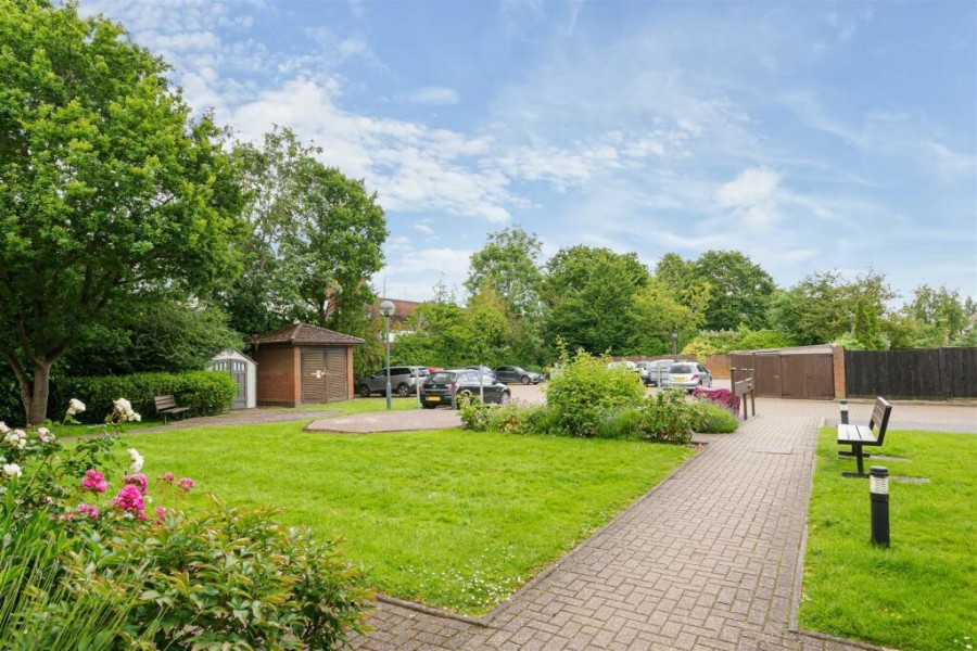 Images for Fairbanks Lodge,Furzehill Road, Borehamwood EAID:SIMMONSESTAPI BID:1