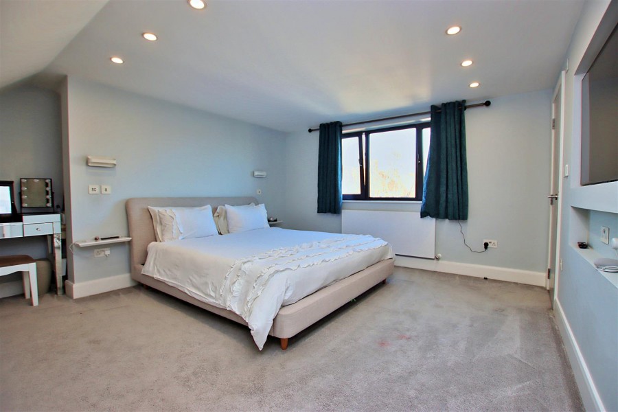 Images for Reston Path, Borehamwood EAID:SIMMONSESTAPI BID:1