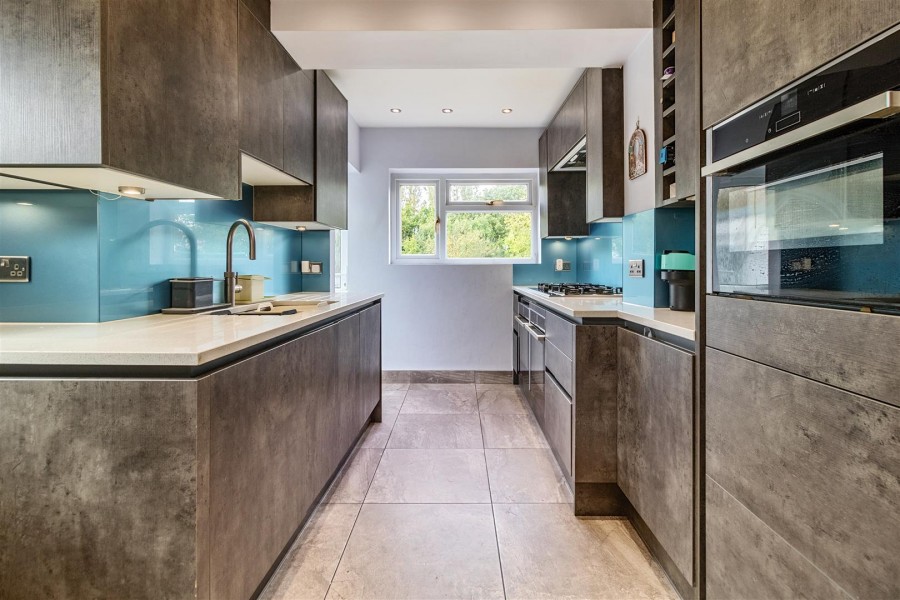 Images for Hillside Avenue, Borehamwood EAID:SIMMONSESTAPI BID:1