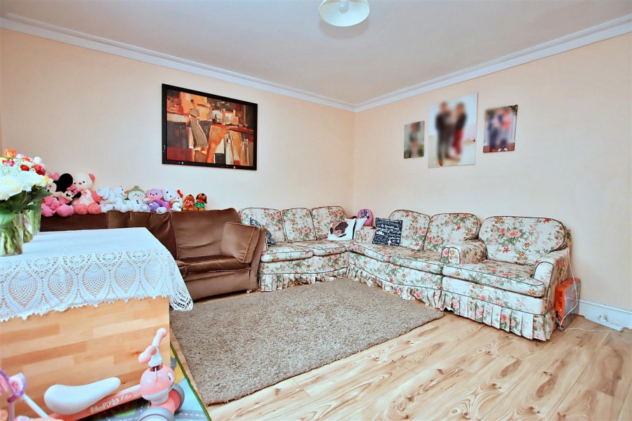Images for Stevenage Crescent, Borehamwood EAID:SIMMONSESTAPI BID:1