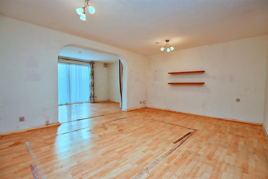 Images for Byron Avenue, Borehamwood EAID:SIMMONSESTAPI BID:1