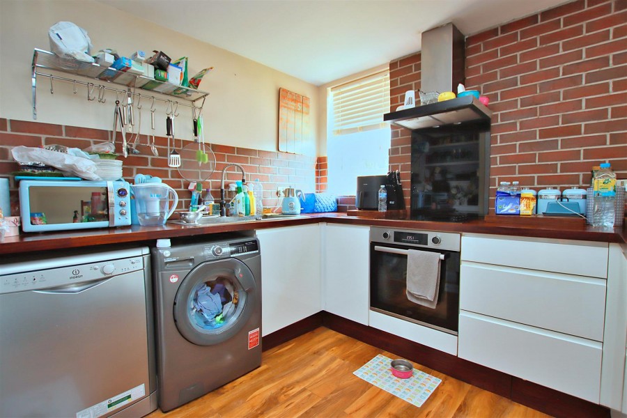 Images for Watling Court,High Street, Elstree EAID:SIMMONSESTAPI BID:1