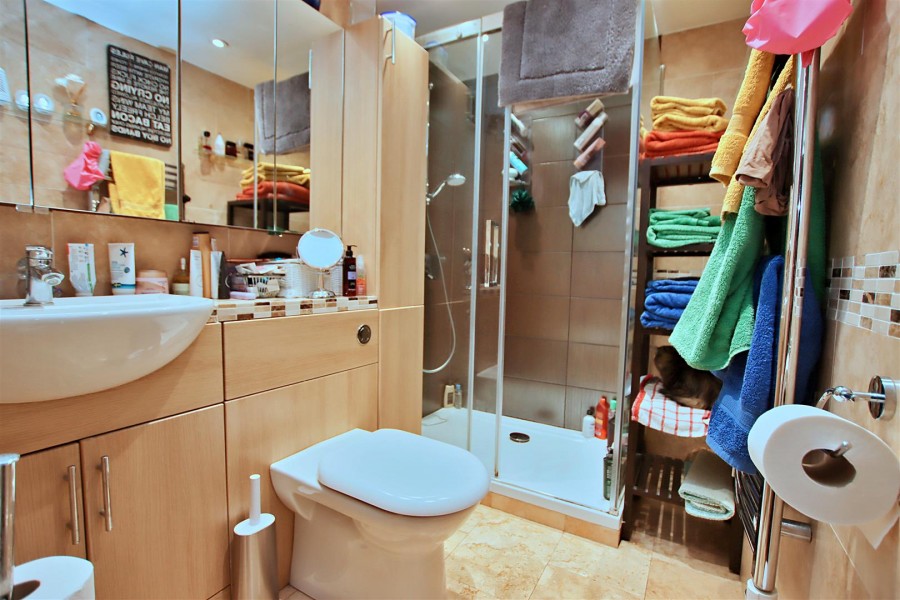Images for Watling Court,High Street, Elstree EAID:SIMMONSESTAPI BID:1