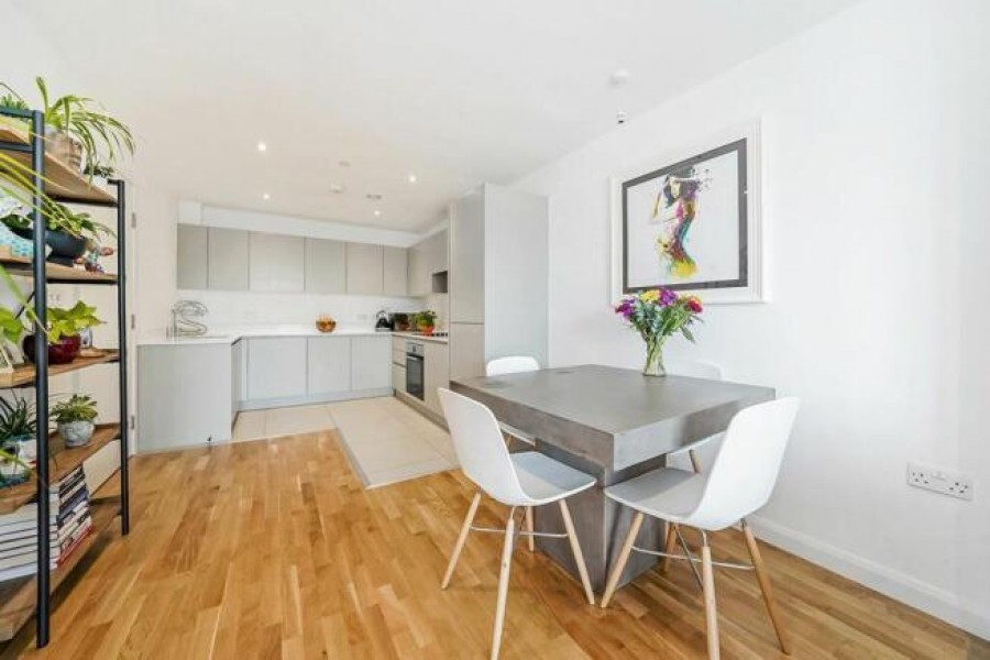 Images for Brook Road, Borehamwood EAID:SIMMONSESTAPI BID:1