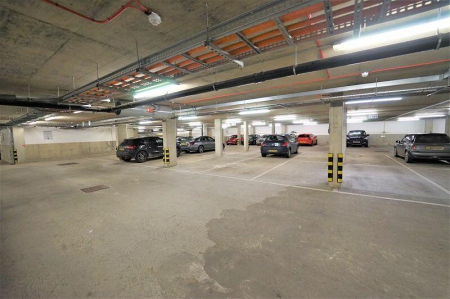 Images for Brook Road, Borehamwood EAID:SIMMONSESTAPI BID:1