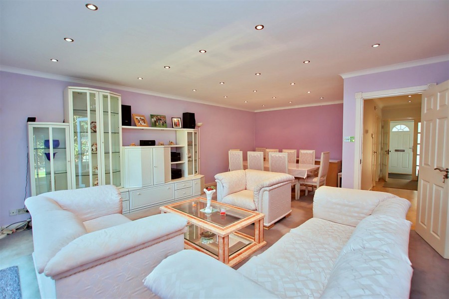 Images for Nicholas Road, Elstree EAID:SIMMONSESTAPI BID:1