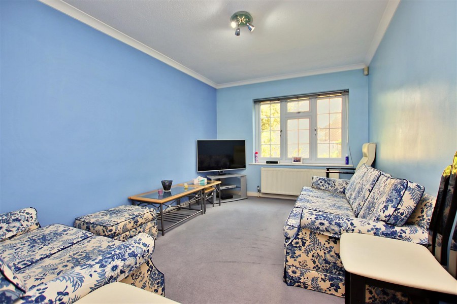 Images for Nicholas Road, Elstree EAID:SIMMONSESTAPI BID:1
