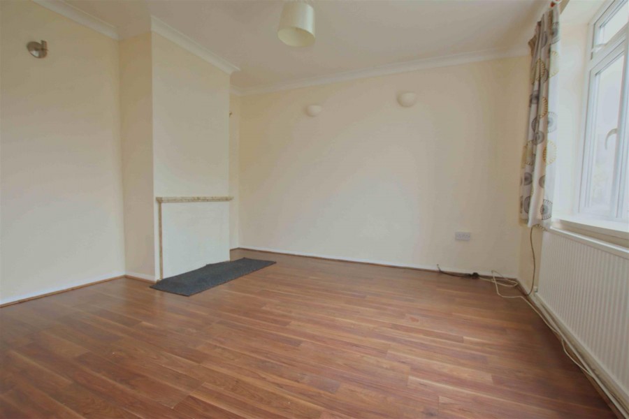 Images for Barton Way, Borehamwood EAID:SIMMONSESTAPI BID:1