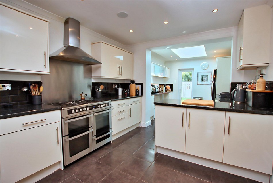 Images for Caishowe Road, Borehamwood EAID:SIMMONSESTAPI BID:1