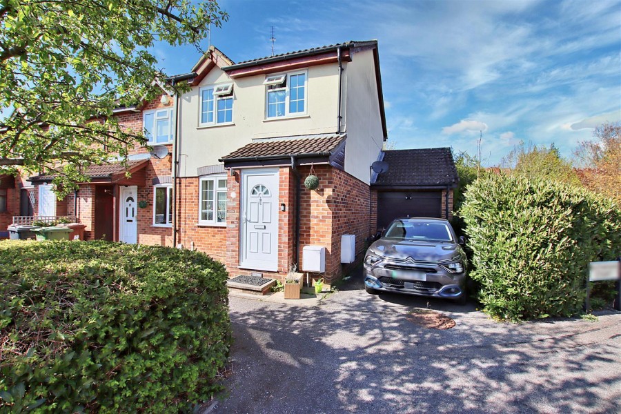 Images for Buchanan Court, Borehamwood EAID:SIMMONSESTAPI BID:1