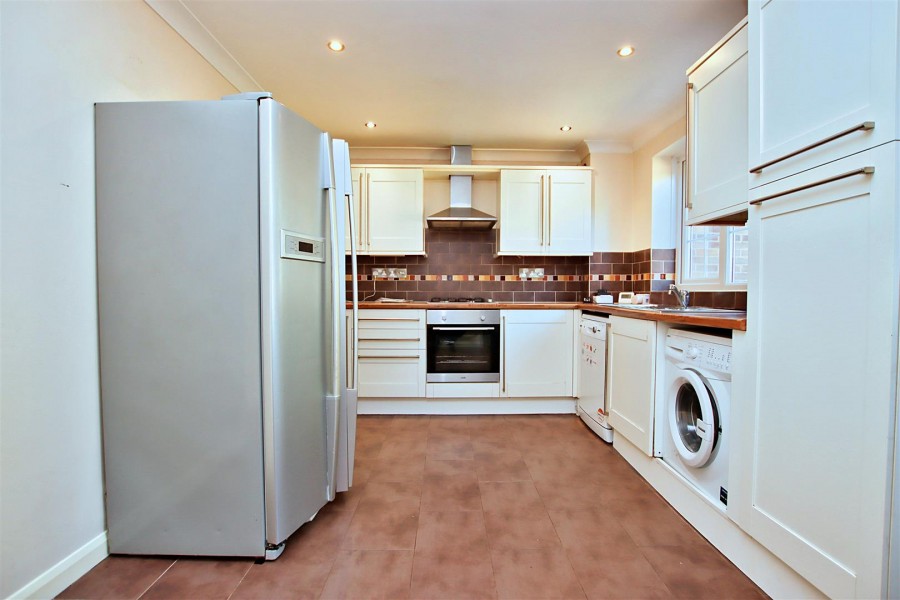 Images for Buchanan Court, Borehamwood EAID:SIMMONSESTAPI BID:1