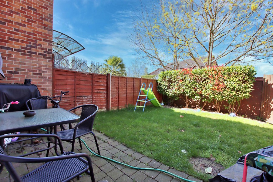 Images for Buchanan Court, Borehamwood EAID:SIMMONSESTAPI BID:1