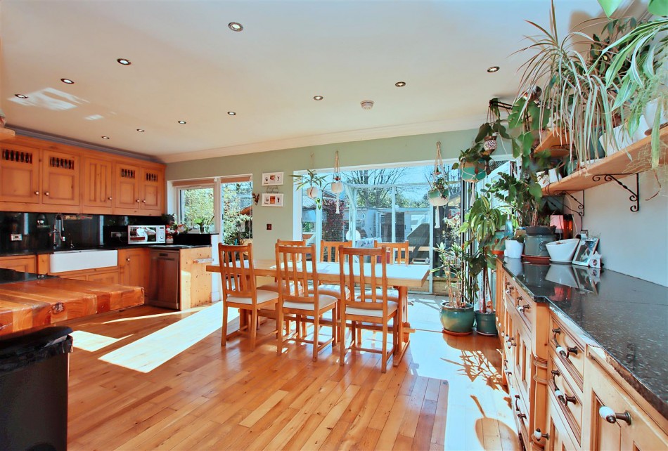 Images for Cardinal Avenue, Borehamwood EAID:SIMMONSESTAPI BID:1