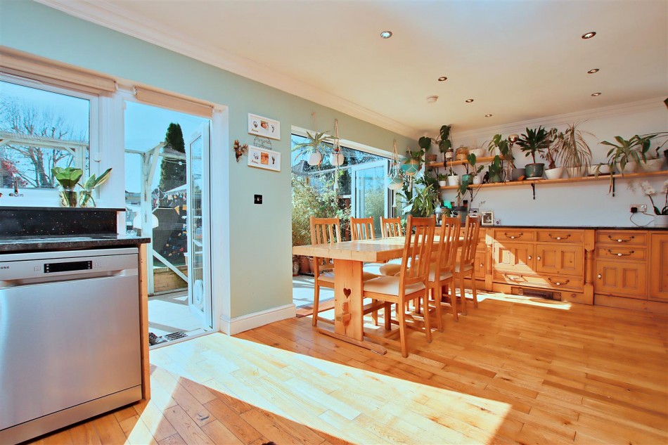Images for Cardinal Avenue, Borehamwood EAID:SIMMONSESTAPI BID:1