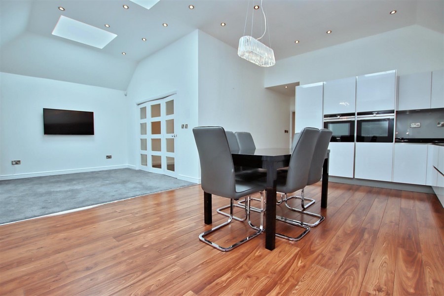 Images for Grosvenor Road, Borehamwood EAID:SIMMONSESTAPI BID:1