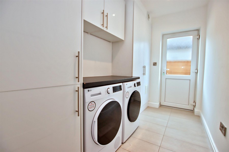 Images for Grosvenor Road, Borehamwood EAID:SIMMONSESTAPI BID:1