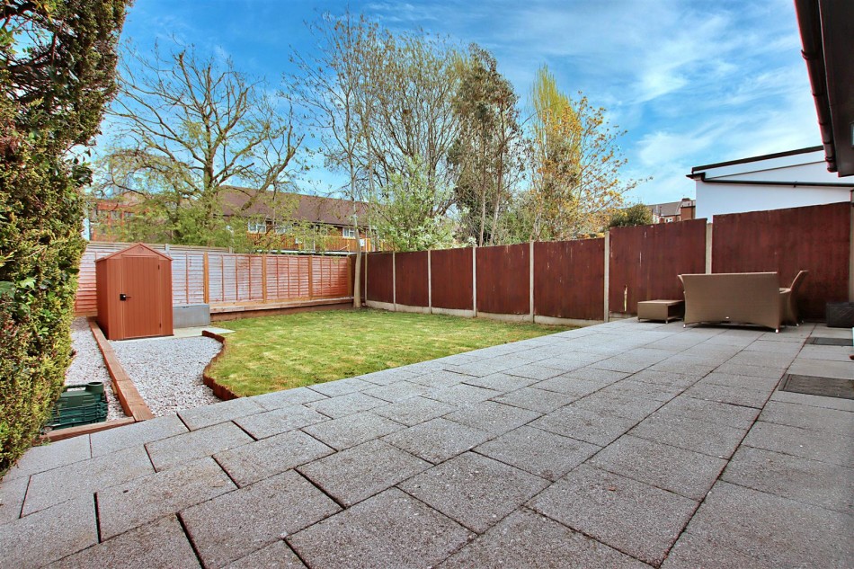 Images for Grosvenor Road, Borehamwood EAID:SIMMONSESTAPI BID:1