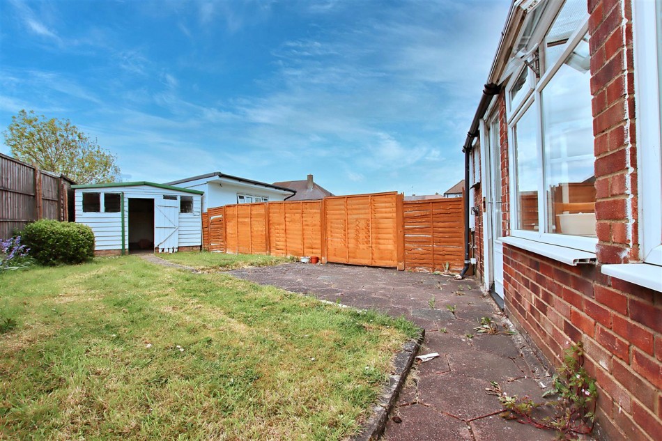 Images for Buckingham Road, Borehamwood EAID:SIMMONSESTAPI BID:1