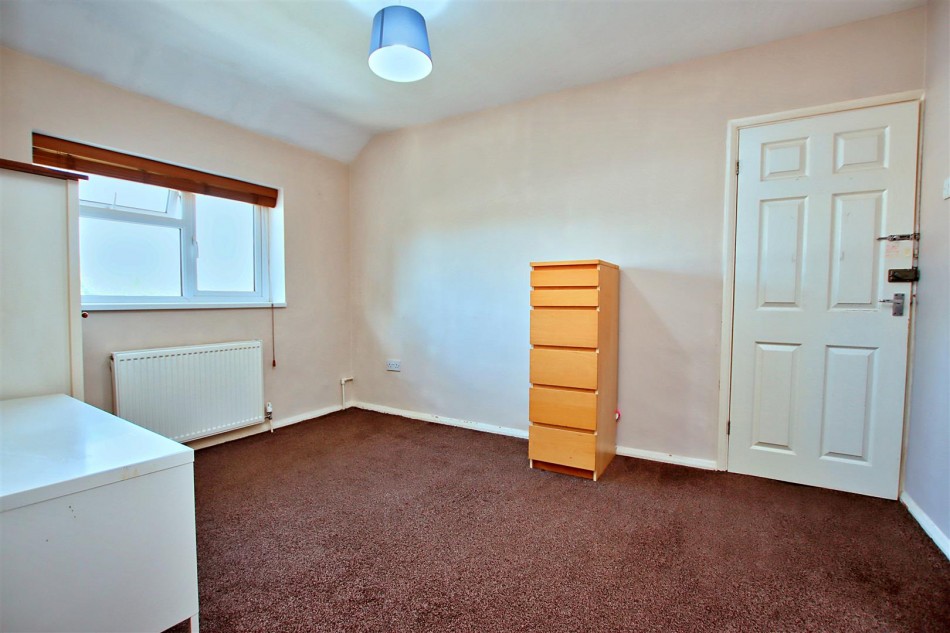 Images for Stangate Crescent, Borehamwood EAID:SIMMONSESTAPI BID:1