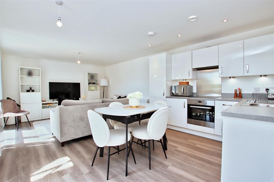 Images for Heaton House,Thurston Way, Borehamwood EAID:SIMMONSESTAPI BID:1