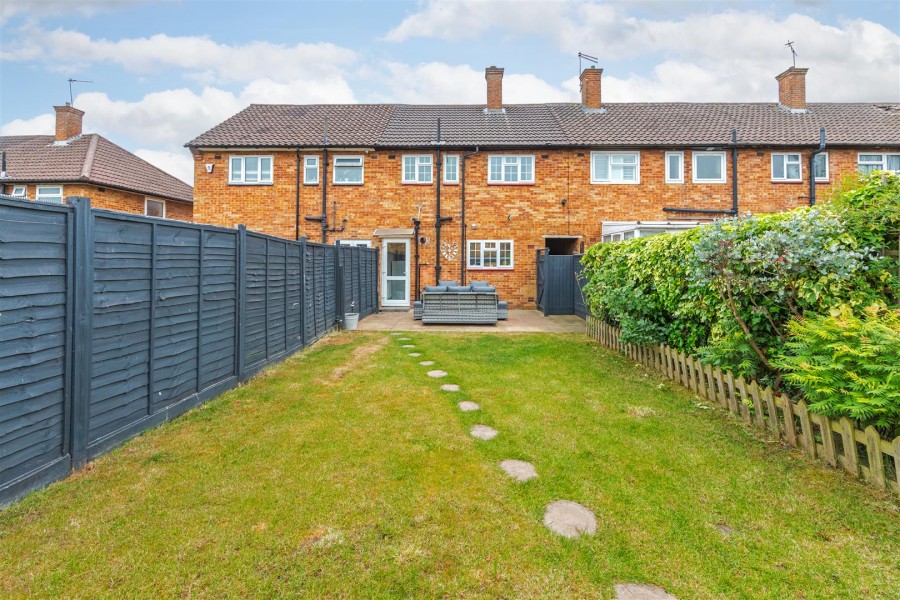 Images for Buckingham Road, Borehamwood EAID:SIMMONSESTAPI BID:1