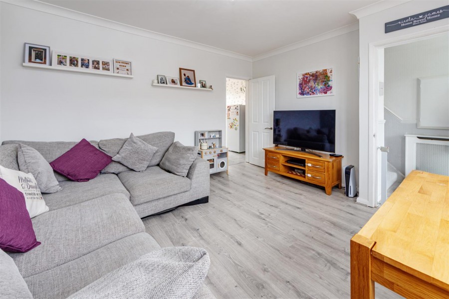 Images for Buckingham Road, Borehamwood EAID:SIMMONSESTAPI BID:1