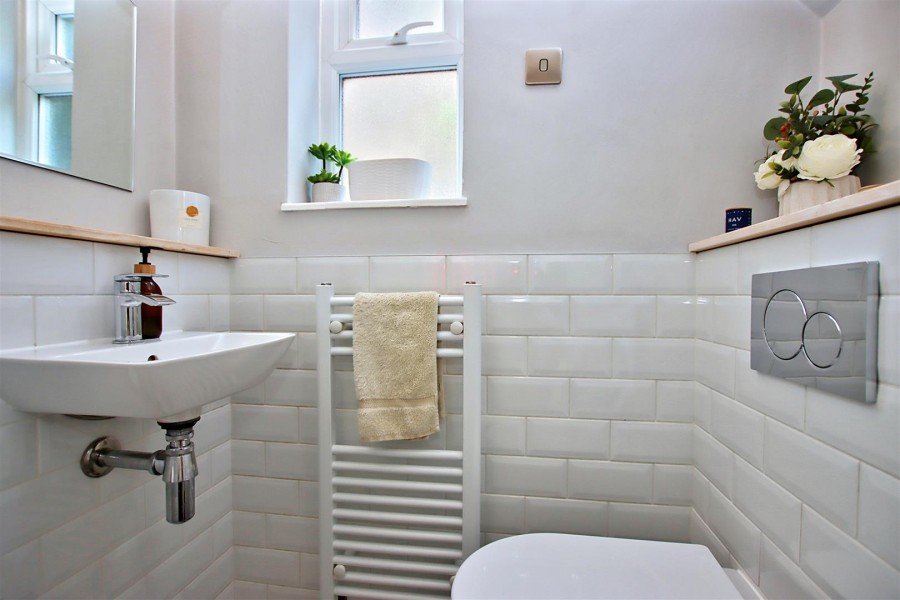 Images for Aycliffe Road, Borehamwood EAID:SIMMONSESTAPI BID:1