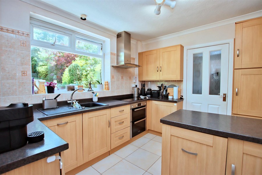 Images for Aycliffe Road, Borehamwood EAID:SIMMONSESTAPI BID:1