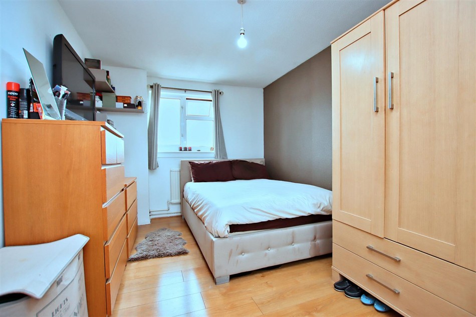 Images for Byron Avenue, Borehamwood EAID:SIMMONSESTAPI BID:1