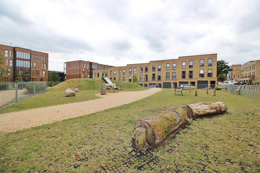 Images for Horizon Place, Studio Way, Borehamwood EAID:SIMMONSESTAPI BID:1