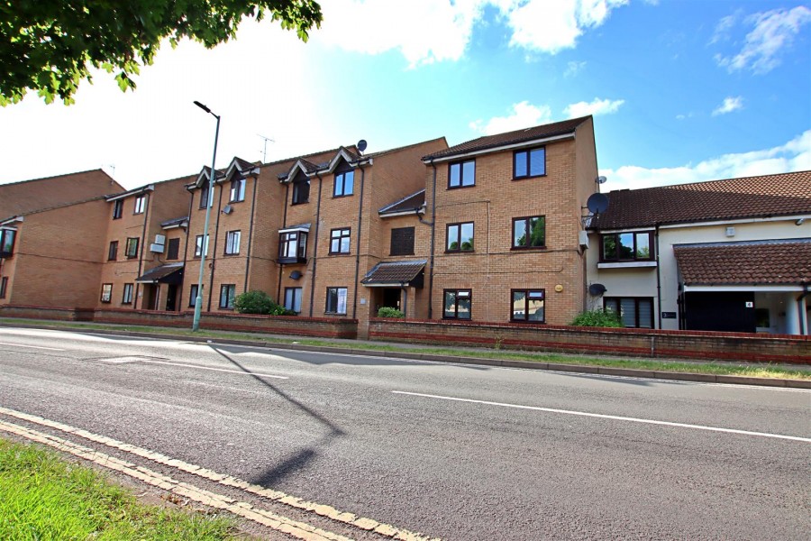 Images for Lion Court, Studio Way, Borehamwood EAID:SIMMONSESTAPI BID:1
