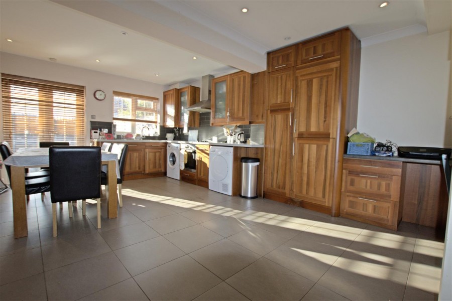 Images for Whitehouse Avenue, Borehamwood EAID:SIMMONSESTAPI BID:1