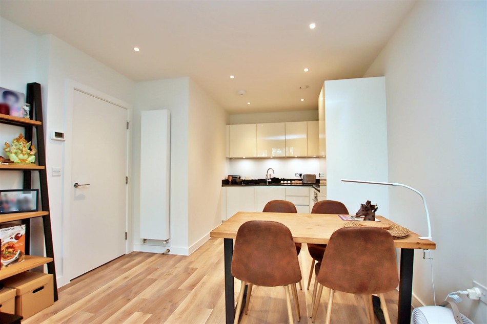 Images for Millar House, Station Road, Borehamwood EAID:SIMMONSESTAPI BID:1