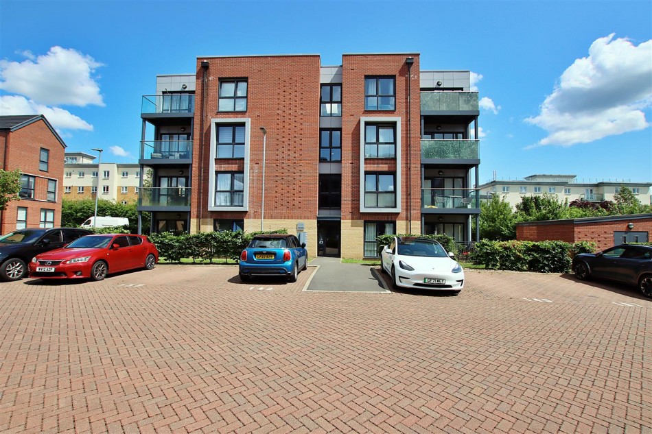 Images for Cavendish Hall House,Holmesley Road, Borehamwood EAID:SIMMONSESTAPI BID:1