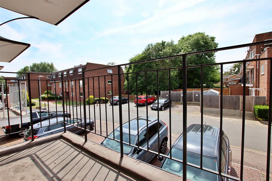 Images for Cavendish Crescent, Elstree EAID:SIMMONSESTAPI BID:1