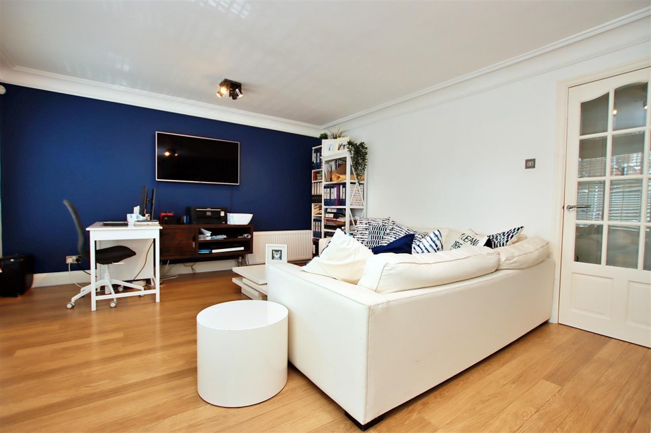 Images for Cavendish Crescent, Elstree EAID:SIMMONSESTAPI BID:1