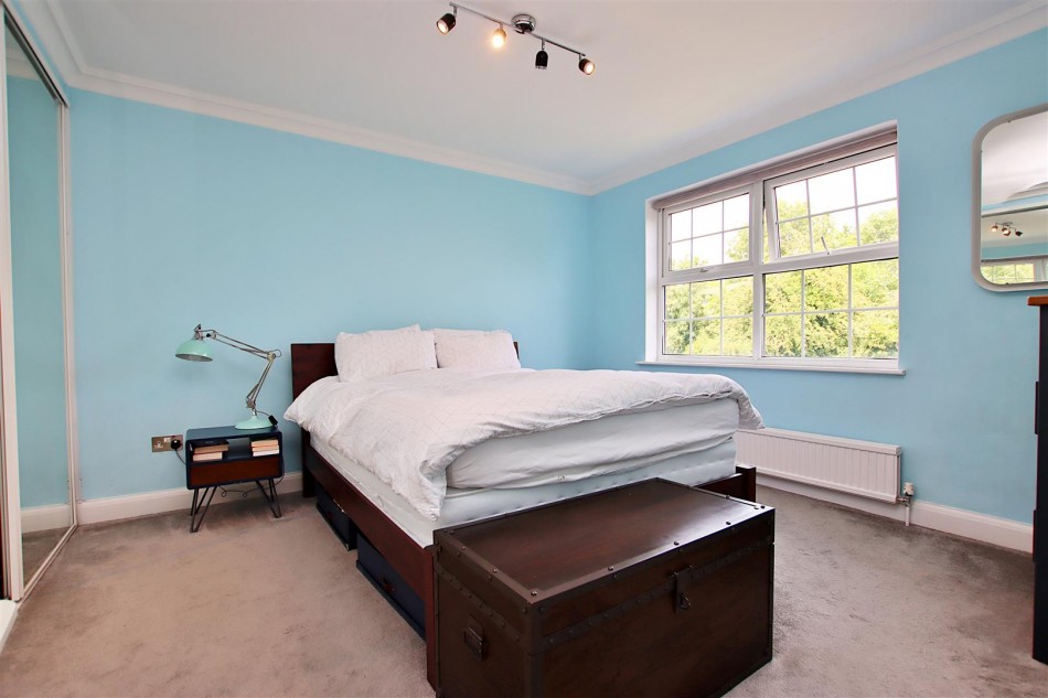 Images for Cavendish Crescent, Elstree EAID:SIMMONSESTAPI BID:1