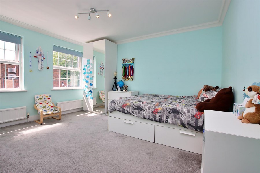 Images for Cavendish Crescent, Elstree EAID:SIMMONSESTAPI BID:1
