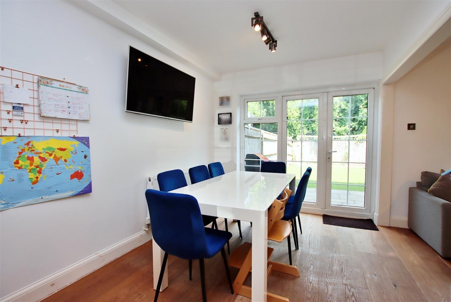 Images for Cavendish Crescent, Elstree EAID:SIMMONSESTAPI BID:1