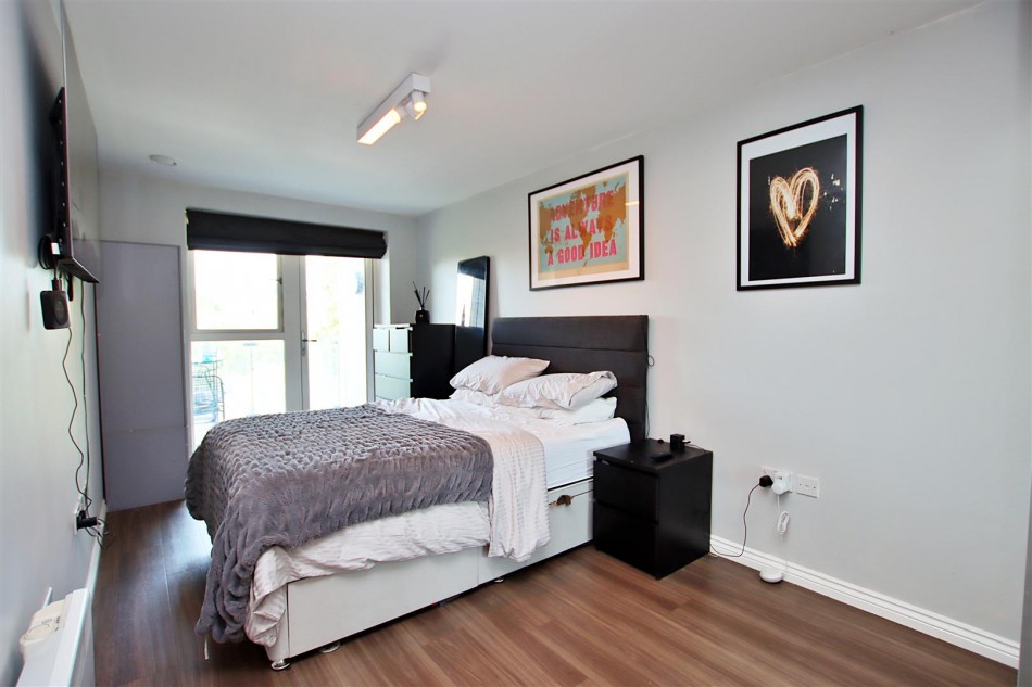 Images for Gemini Park,Manor Way, Borehamwood EAID:SIMMONSESTAPI BID:1