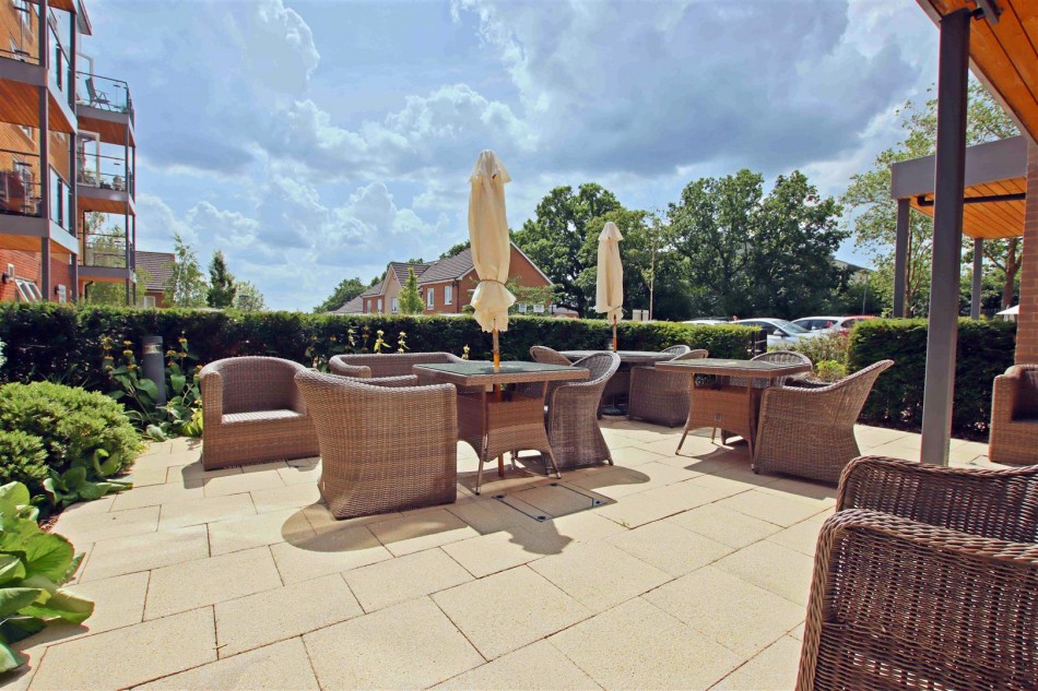 Images for Goldwyn House,Studio Way, Borehamwood EAID:SIMMONSESTAPI BID:1