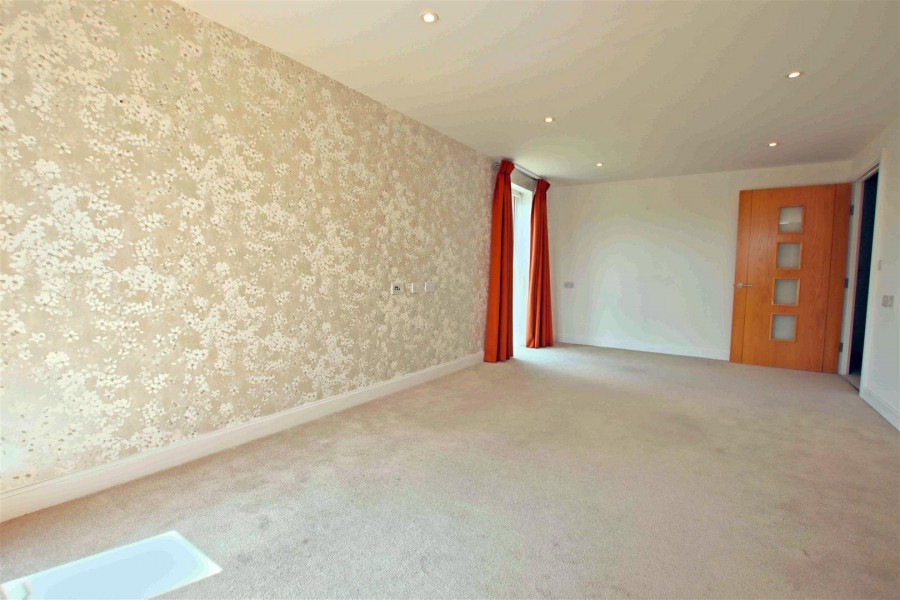 Images for Goldwyn House,Studio Way, Borehamwood EAID:SIMMONSESTAPI BID:1